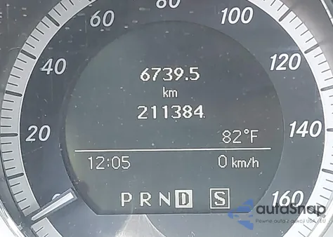 2009 Mercedes-Benz C 300 Luxury 4Matic/Sport 4Matic z USA, uszkodzony, nr VIN WDDGF81X19F198496